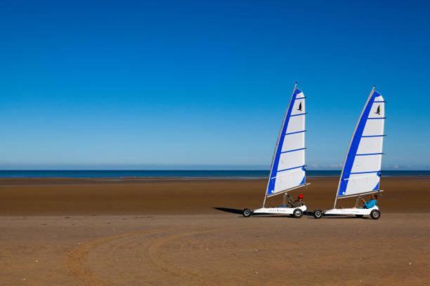 "Magnifique 2 Pieces " 150M Plages Et 500M Centre De Cabourg Kültér fotó